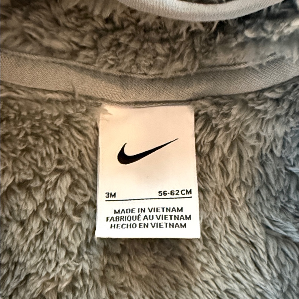 NWT Nike Toddler Sherpa Hooded Mica Green Coverall 3M - Picture 4 of 4